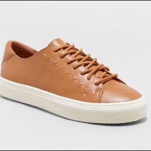 Universal Thread Brown Sneakers😍